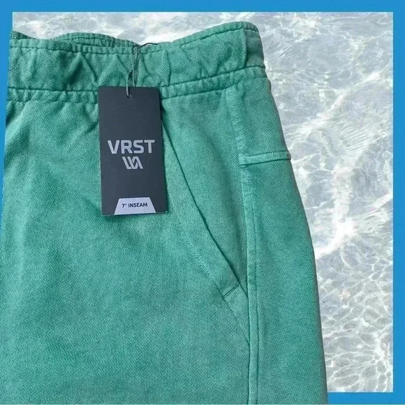 NWT VRST Men’s Shorts – Size Small – Classic Green – 100% Cotton – 7” Inseam - Picture 4 of 5